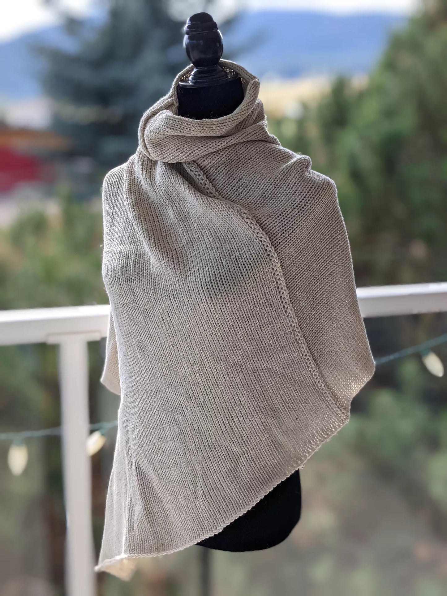 Cariboo Poncho (one point)