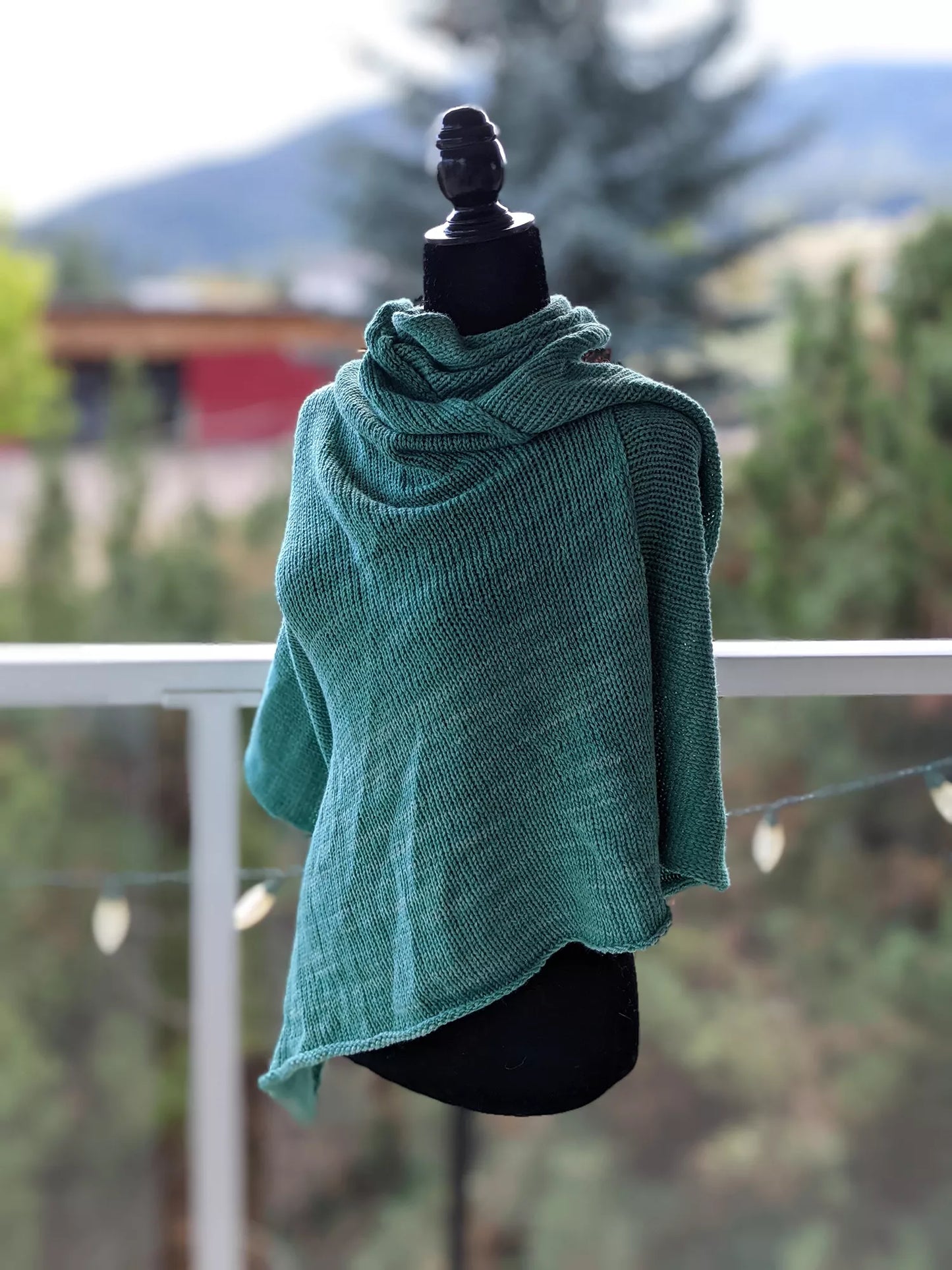 Cariboo Poncho (one point)